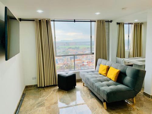Fontibon Apartment | Convenient Apartment Near Bogotá Airport - Colibri Dorado