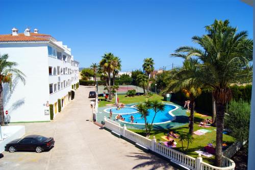 Alcossebre Apartment | Oceanfront Retreat at Alquileres Cap y Corp with Pool Access
