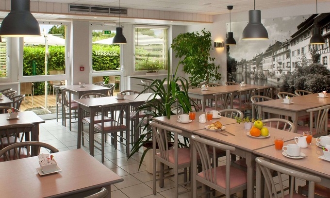 Ottmarsheim Hotel | Welcoming ALS Hotel: Family-Friendly with Great Amenities