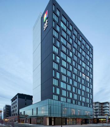 East Village Hotel | Pet-Friendly Stay at Alt Hotel Calgary University District