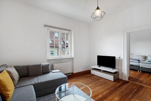 Pforzheim Apartment | Unforgettable Altbau with Wartberg Views - Perfect for Families