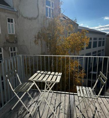 Dobling Apartment | Altbaujuwel mit Terrasse, Top 20