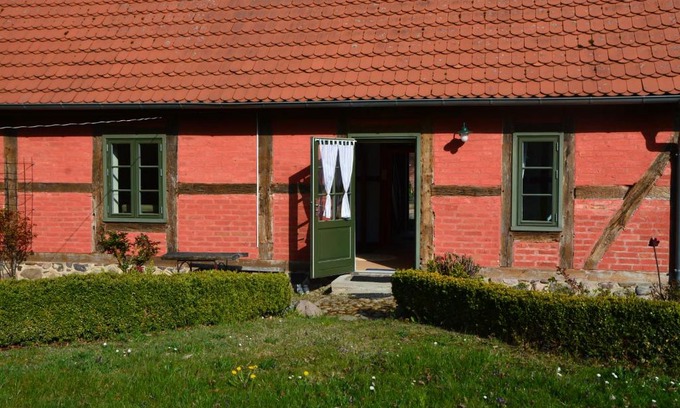 Walkendorf Apartment | Discover Alte Ausspanne FEWO: Oceanfront & Pet Friendly
