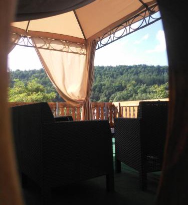 Breitenbrunn/Erzgeb. Apartment | Pet-Friendly Retreat at Alte Bäckerei Antonsthal
