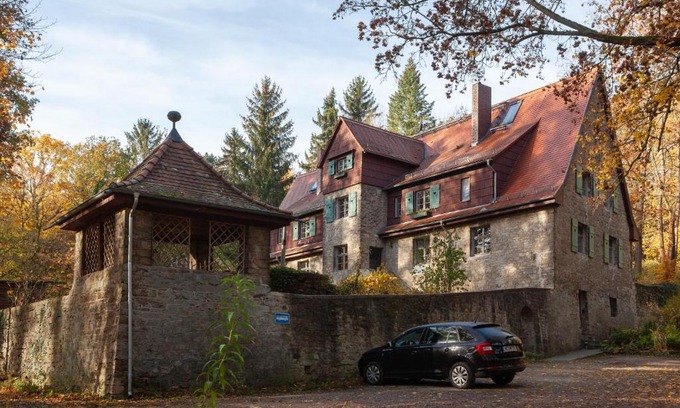 Weimar Apartment | Discover Alte Falknerei: Family & Pet Friendly Retreat