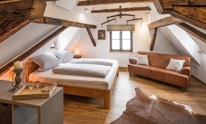 Guenzburg House | Discover the Comfort of Alte Ritterstube – Child Friendly Stay