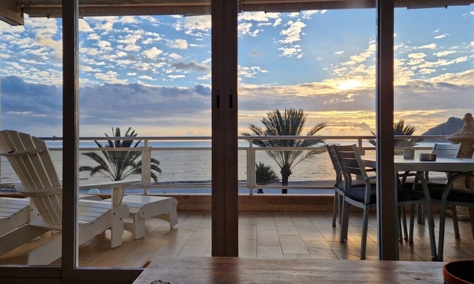 El Albir Apartment | Altea Beachfront: Ocean Views, Free Parking & Top Rating