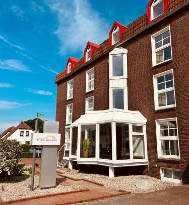 Carolinensiel Hotel | Affordable Stay at Alter Kornspeicher - Family & Pet Friendly
