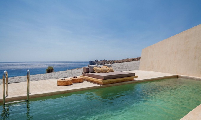 Vizari Villa | Experience Altera Cave Villa: Oceanfront Pool Oasis