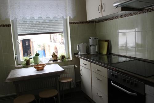 Leibsch Apartment | Oceanfront Getaway at Alteschule15 - Rated 9.2/10!