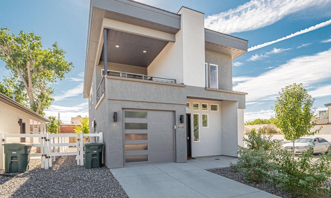 Grand Junction House | Altitude Getaway: Modern Haven with Backyard & Spa