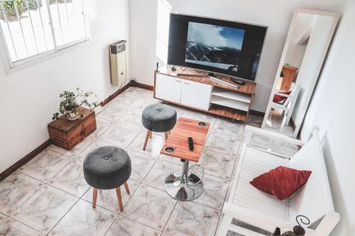 Belgrano House | Pet-Friendly Alto Belgrano Casas in Beautiful Bariloche