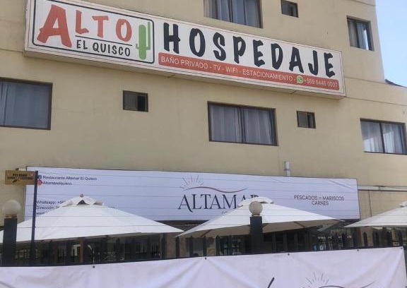 El Quisco Hotel | Welcoming Alto El Quisco: Breakfast & Family-Friendly Stay
