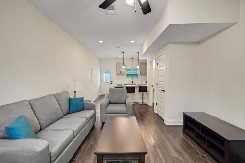 Clarksville Apartment | Alto M5 Retreat: 2BD with Pool & Family-Friendly Comfort