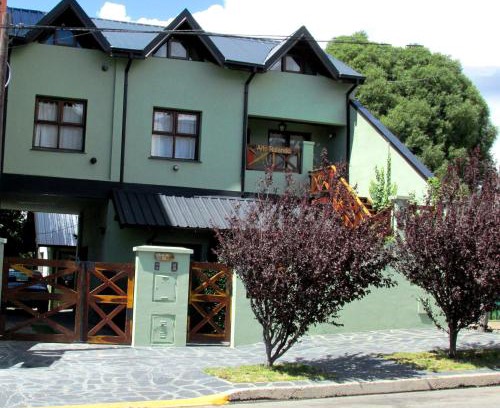 10 de Diciembre Apartment | Guest Rated: Alto Rolando Apartamentos - Family-Friendly Stays