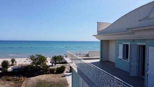 Villa Rosa Apartment | Oceanfront AltoMare - VIBRA: Guest Rated 10/10 Stay