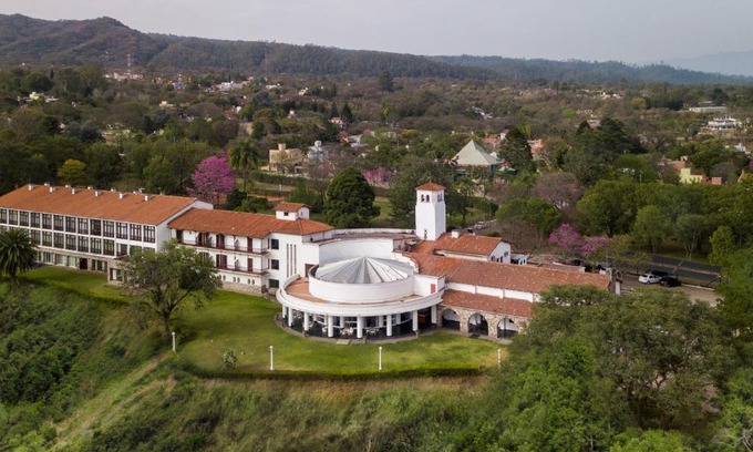 San Salvador de Jujuy Hotel | Discover Hotel Altos de la Viña: Oceanfront Bliss Awaits