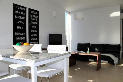 Centro Apartment | Family-Friendly Escape at Altos de Maipu Rosario