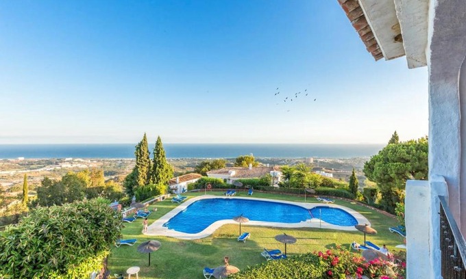 Centro Apartment | Altos de Marbella - Scenic Views & Family-Friendly Fun