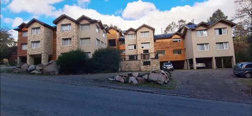 San Martin de los Andes Apartment | Discover Altos de San Martin: Family & Pet-Friendly Haven