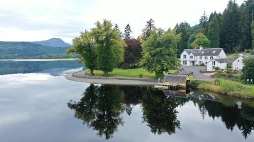Kinlochard Bed & Breakfast | Elegant Altskeith Country House with Ocean Views & Hot Tub
