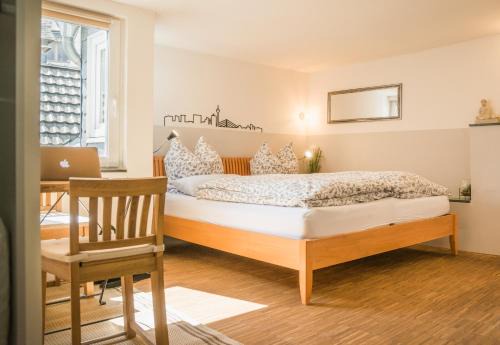 Dusseldorf Old Town Apartment | Centralissimo Apartment: Guest Rated 8/10 for Comfort