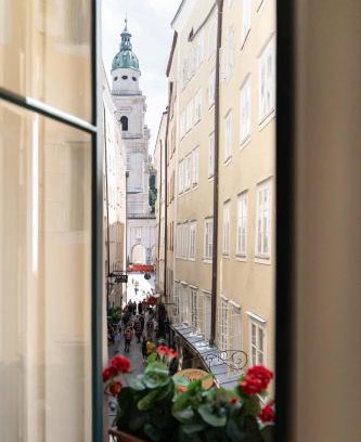 Altstadt Apartment | Discover Altstadt-App. Domblick - Child Friendly Escape
