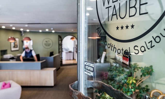 Altstadt Hotel | Experience Comfort at Altstadthotel Weisse Taube, 4-Star Stay