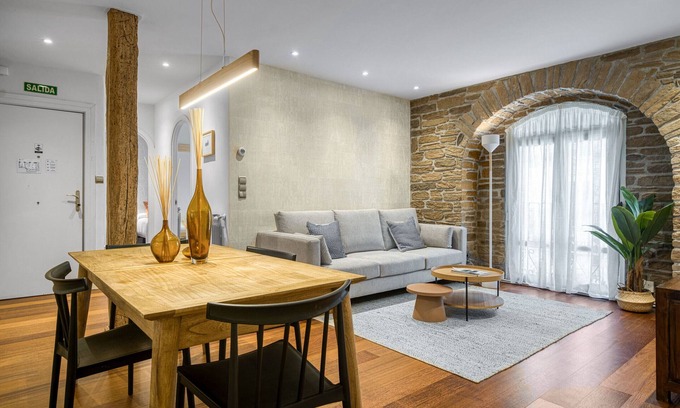 Antiguo Apartment | Oceanfront Getaway at Always Easy I Ondarreta - 9.6 Rated