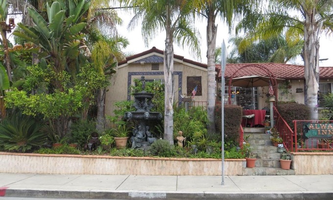 San Clemente Bed & Breakfast | Discover Always Inn San Clemente: Oceanfront Comfort Awaits