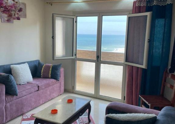 Al-'Amriyah Apartment | Alzohour Family Condo: Oceanfront Retreat with Panoramic Views