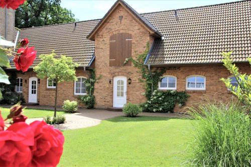 Katharinenhof House | Relax at Am alten Speicher 3: Pool and Breakfast Included