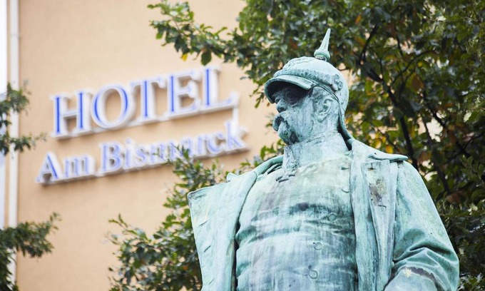 Mannheim Hotel | Pet-Friendly Retreat at Am Bismarck - Family Welcoming