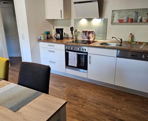 Siebenbach Apartment | Am Lindenbaum, Ferienwohnung in Siebenbach am Nürburgring