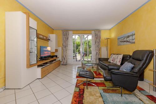 Kuhlungsborn Ost Apartment | Cozy Am Stadtwald Wohnung: Ideal for Families & Pets