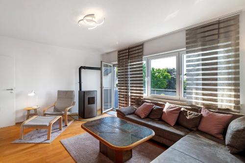 Neustadt-Geinsheim Apartment | Exceptional Stay at Am Storchennest - Pet & Child Friendly