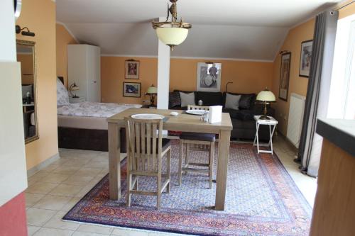 Kall Apartment | Pet-Friendly Retreat at Am Waldrand - Rated 9.4/10!