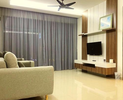 Malacca City Apartment | Amadel Residence: Guest-Favored 4-Star Retreat with Spa