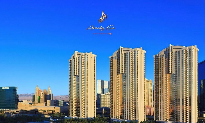 Las Vegas Apartment | Indulgent Amalz Suites Collection at MGM Signature Escape