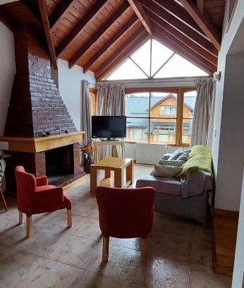 Lanin National Park Apartment | Amancay: Family-Friendly Hotel with Complimentary Breakfast