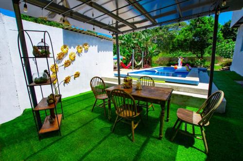 San Cristobal Bed & Breakfast | Relax at Amancay House: Pet-Friendly with Ocean Views