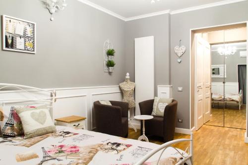 Bucharest City-Centre Apartment | Family-Friendly Stay at Amando Bucharest - Rated 9.6/10