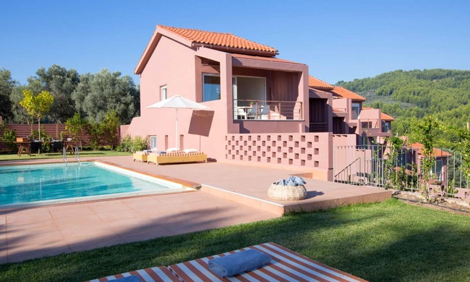 Ayia Anna Villa | Pet-Friendly Amandola Villas with Oceanfront Views