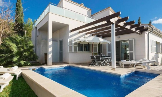 Cielo de Bonaire House | Elevate Your Stay at Amanecer by Interhome - 9.6/10 Rating