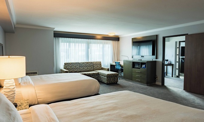 Ventura Hotel | Experience Comfort at Amanzi Hotel, Ascend Collection