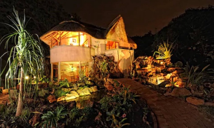 Glen Lorne Cabin | Discover Amanzi Lodge: 5-Star Stay with Top Amenities