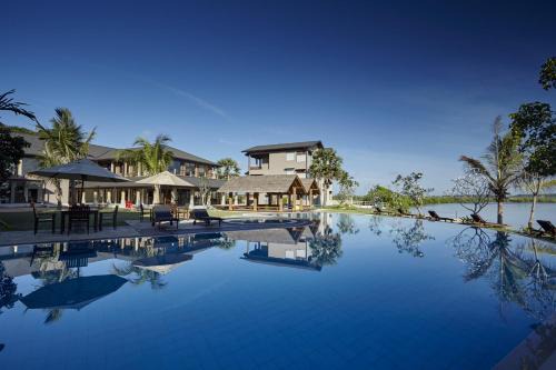 Trincomalee Resort | Discover Amaranthe Bay Resort & Spa with Oceanfront Views