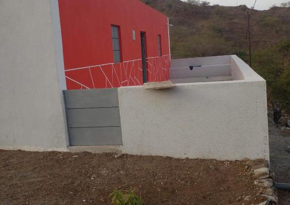 Sao Domingos House | AmarCasa: Pet-Friendly Hotel with Breakfast and Dining Options
