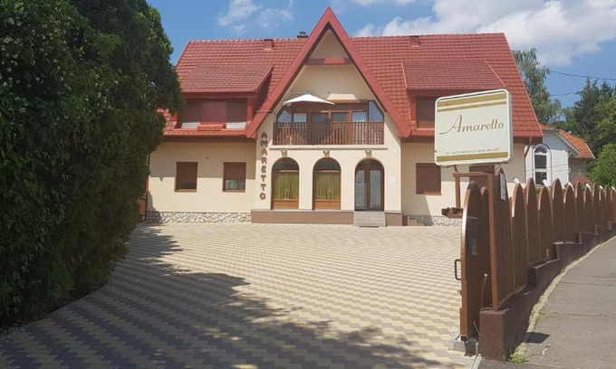 Miskolc-Tapolca House | Discover Comfort at Amaretto Szállás - Rated 9/10!