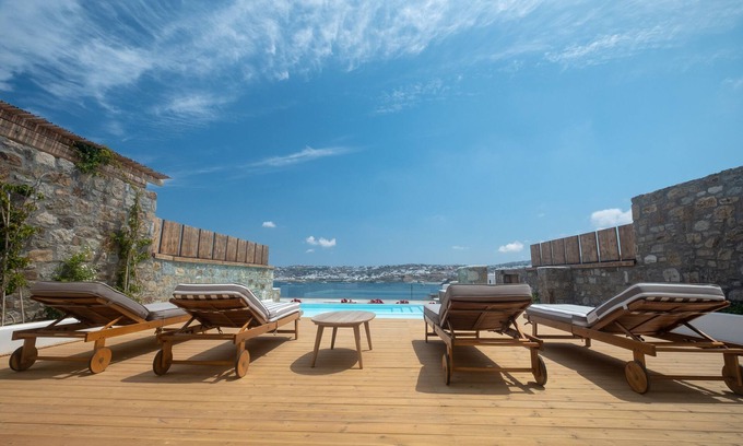 Kanalia House | Beautiful Amaris Mykonian Residence with Ocean View Pool